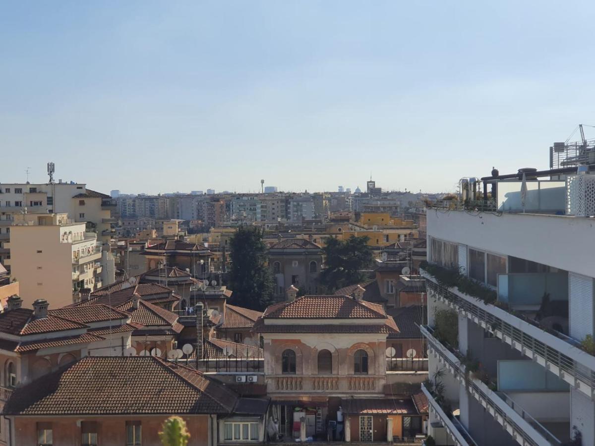 Penthouse 41 In Trastevere With Big Terrace Roma Esterno foto