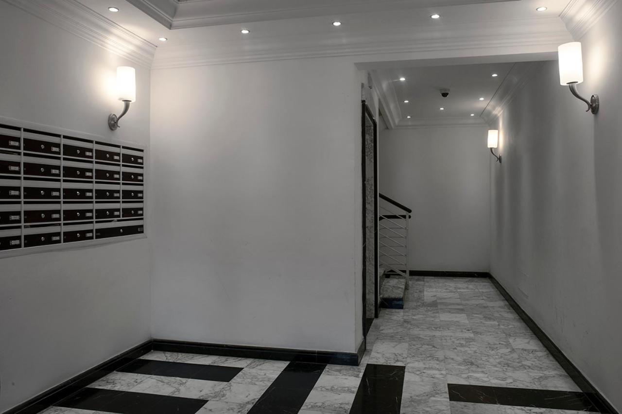 Penthouse 41 In Trastevere With Big Terrace Roma Esterno foto