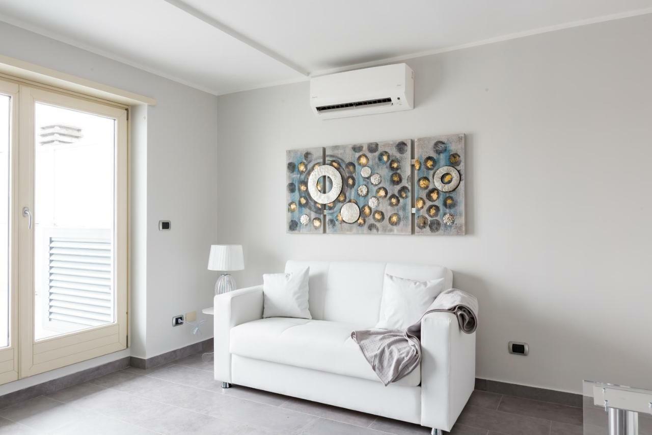 Penthouse 41 In Trastevere With Big Terrace Roma Esterno foto